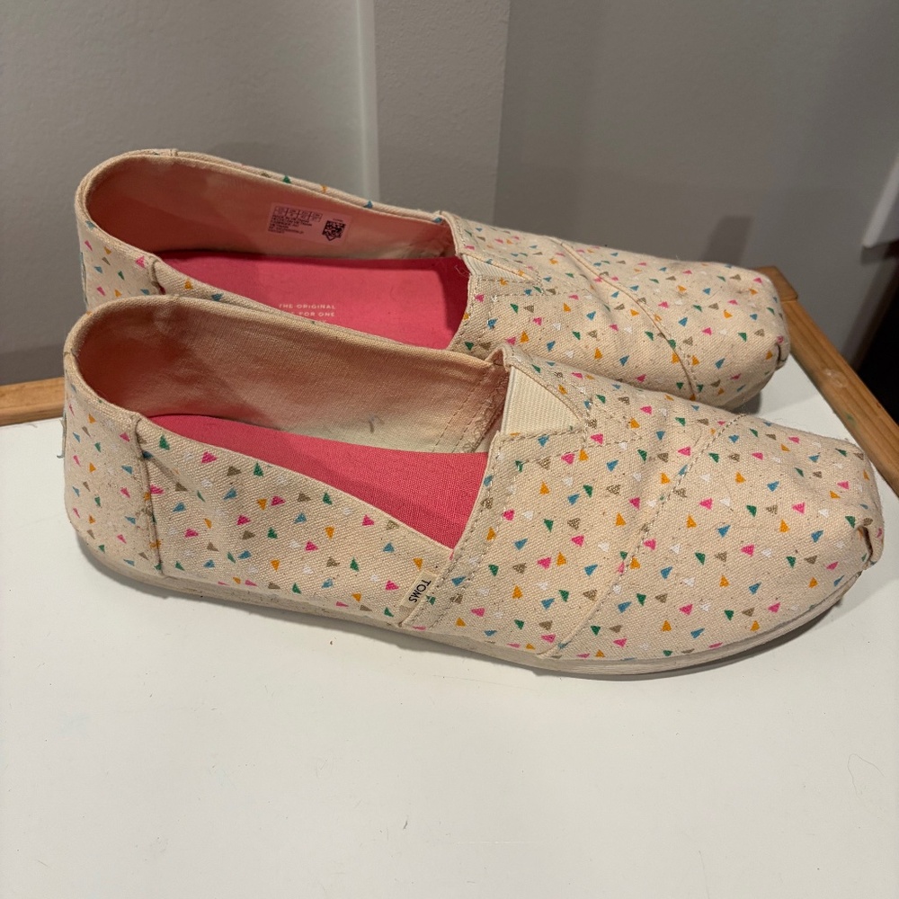 TOMS